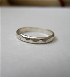 2.5mm Hammered Band in Sterling Silver